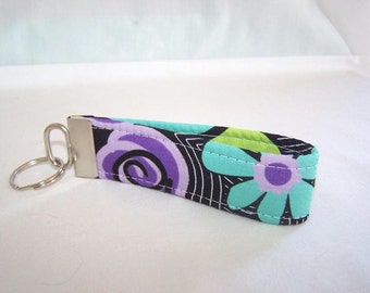 FREE SHIPPING ---- Wristlet Key Fob ----Petal Punch by Hoffman
