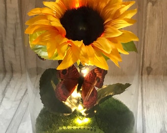 Sunflower butterfly light, wedding centrepieces, summer flowers, bell jar, wedding planning, event planning, boho