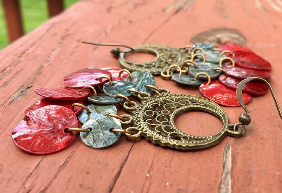 Peacock Grey & Red "Simply Chandelier" Mussel Shell Earrings