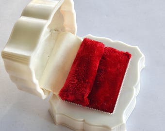 Vintage Plastic Ring Box