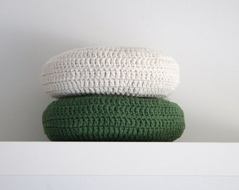 Set of 2. Crochet pillow. Round pillow. Crochet cushion. Coussin crochet. Cojin ganchillo. Crochet home decor. Nursery decor