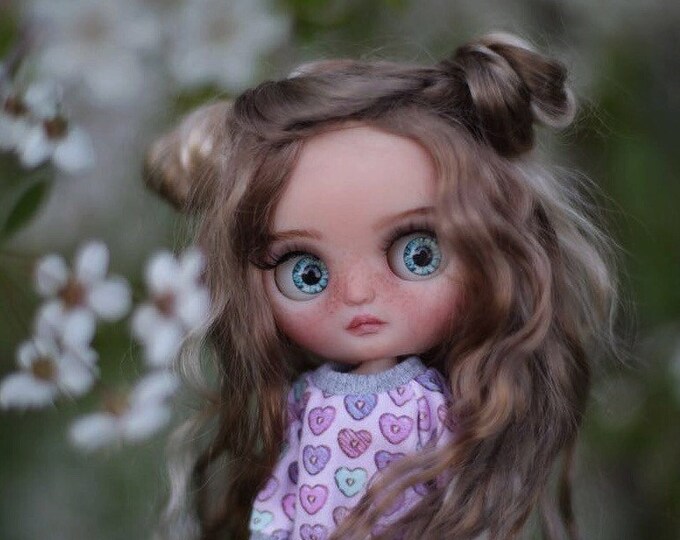 May••ooak custom middie blythe with mohair weft hair