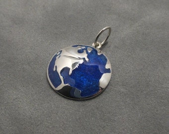 Earth pendant - Sterling silver - Blue enamel glass