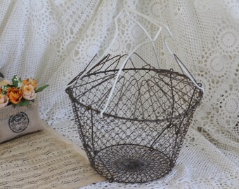 Vintage French Wire Egg Basket - Salad Basket - Collapsible Wire Basket