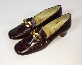 Vintage 60s Spanish Leather Pumps | Oxfords | Cap Toe | Senorita Ballarina | Size 6.5