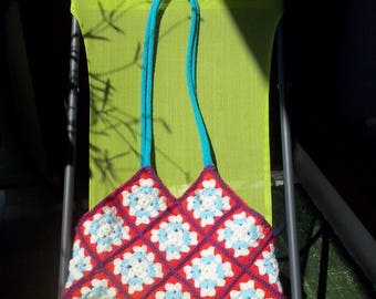 collection "grannyred" crochet handbag