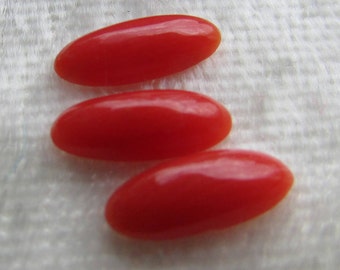 Lot of 3 vintage natural Mediterranean red coral gemstone cabochons 9 x 4 elegant oval