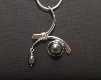 Sterling silver black pearl pendant asymetrical Luna necklace