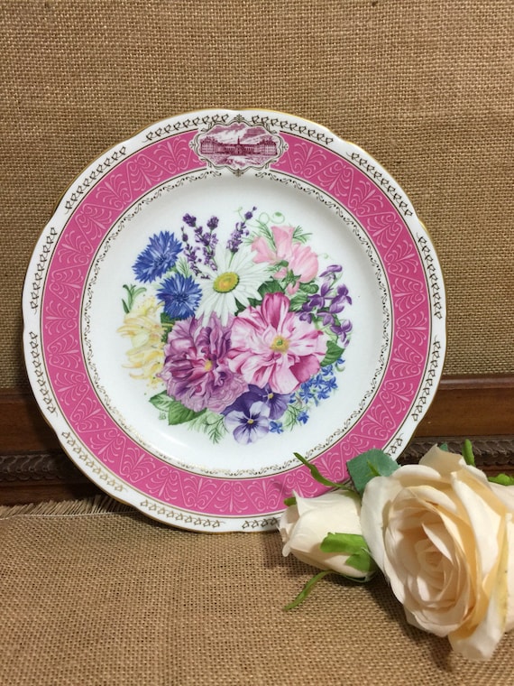 RHS 1987 Chelsea Flower Show Fine Bone China Plate by WEDGWOOD