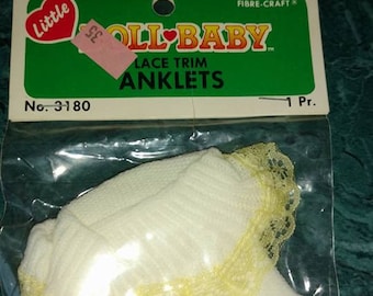 BABY DOLL socks lacey YELLOW 1 pr unused old store stock