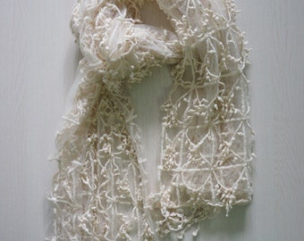 ecru - Vintage style Lace Scarf #01