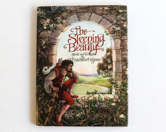 The Sleeping Beauty, Retold and Illustrated by Trina Schart Hyman, Hardcover First Edition, 1977