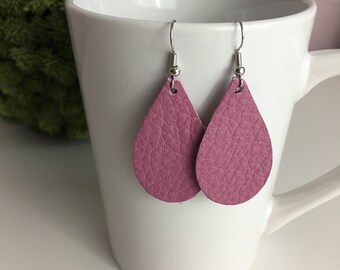 Handmade Genuine Leather Earrings – {the TAMI} – rose