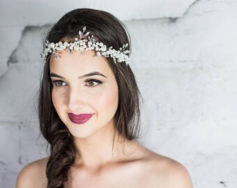 Swarovski Pearl Headband / Bridal Halo / Hair vine / Headpiece