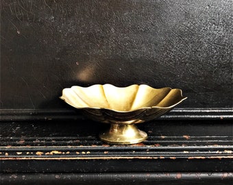 Vintage Brass Tray | Pedestal | Valet Tray | Trinket Tray | 7"