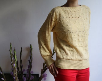Vintage yellow knitted sweater Size S-M