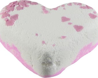 Love Heart Strawberry and Cream Fizzer