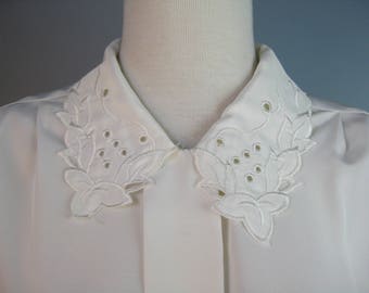Ivory Secretary Blouse / Vtg 80s / Petite Impressions Polyester Ivory Secretary Blouse / Long Sleeves / Cut work collar