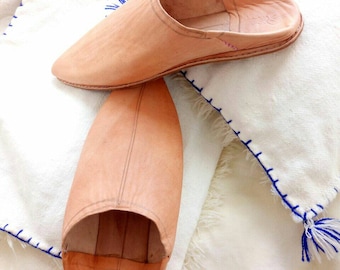 Leather shoes, Moroccan handemade. Babouche marocaine, chaussures traditionnels,moroccan slippers,leather shoes,moroccan mules,leather mules