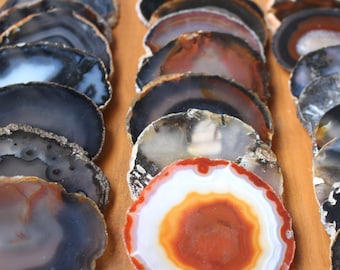 3 pcs Round Agate Slices - Black and Brown tones - Jewelry and Craft Supplies - Equilibrium - Spiritual Gift Bulk of 3 (RK133B5)