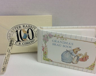 CR Gibson 1993 Grandma's Brag Book Beatrix Potter Photo Album