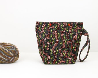 Flower knitting project bag, small black floral zipperless knitting bag with snaps, crochet storage
