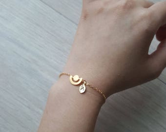 Delicate Petite full moon Bracelets,Delicate sun Bracelet,Bridesmaid gift,initial bracelet, Layering Bracelet