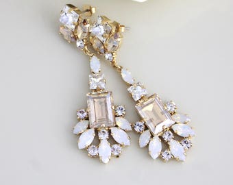 Opal Bridal earrings, Swarovski earrings, Bridal jewelry, Chandelier earrings, Crystal earrings, Statement earrings, White opal earrings