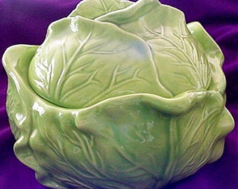 Holland Mold, Cabbage Bowl with Salt and Pepper Cellars