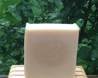 Old Fashioned Goat Milk Soap (Old Fashion Goat Milk Soap, Made with 100% Lard, Old Fashioned Lard Soap, Fragrance Free, No Added Dyes)