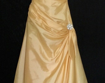 Designer Butter Cream Taffeta Ball Gown VG238