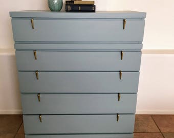 Vintage PIONITE 5 Drawer Dresser