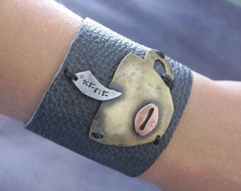 Womens Cuff Bracelet, Cuff Women Bracelet, Womens Cuff Leather, Cuff Leather Bracelet, Womens Leather Bracelet, Leather Cuff for Women, Gift