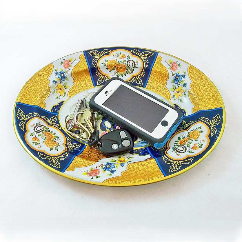 Vintage Oval Shaped Daher Decorated Ware Metal Litho Tray With