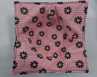 Black Daisies on Coral - Microwave Bowl Cozy