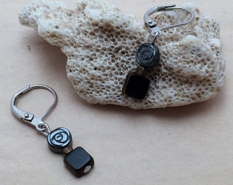 8007 - Earrings glass, hematite