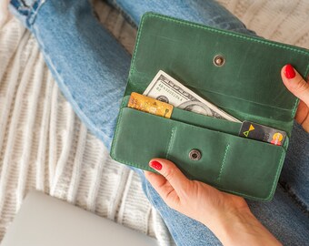 Minimalist Wallet,Wallet CLutch,Womens Wallet,Slim Wallet,Green Wallet,Leather Wallet,Magnetic Wallet,Card Wallet,Personalized Wallet,Custom