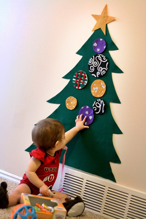 Felt Tree Christmas Wall Activity for kids. Includes command