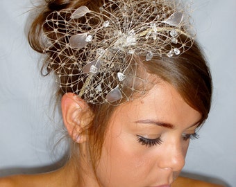 Gold fascinator, mother of the bride, Summer wedding, wedding hat, beige fascinator, antique gold