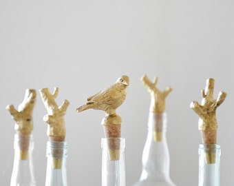 Bird. Bottle stopper