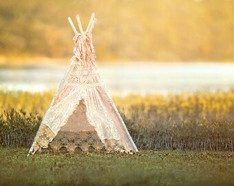 Pink Vintage Teepee (Background)