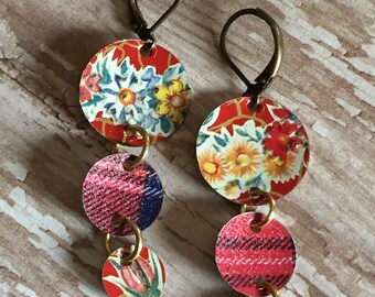 Floral triple circle dangle earring