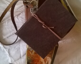 Leather notebook - stiff - travel journal - writing - drawing - 40pages