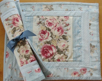Pretty and colorful handmade placemaps, set of 4