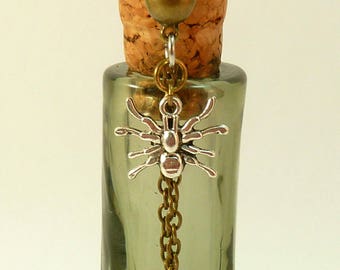 Earring spider - sold individually.