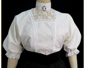 Shamrock Eyelet Blouse