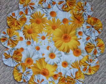 12" Yellow and White Photo Realistic Daisies Yo Yo Doily