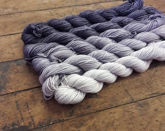 Sock yarn Mini skein gradient set in Agatha (lavender grey )