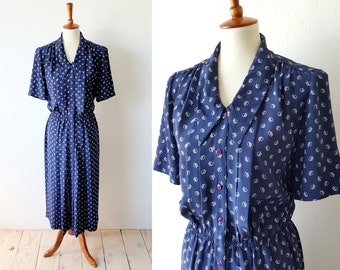 Vintage LIZ CLAIBORNE Dress 80s Secretary Navy Blue Pleated Button Up Elastic Waist V-Neck Spring Tea Dress Retro Hipster Indie Casual Sz M