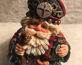 Rare Vintage Crinkle Claus Netherlands Santa Figurine #659102